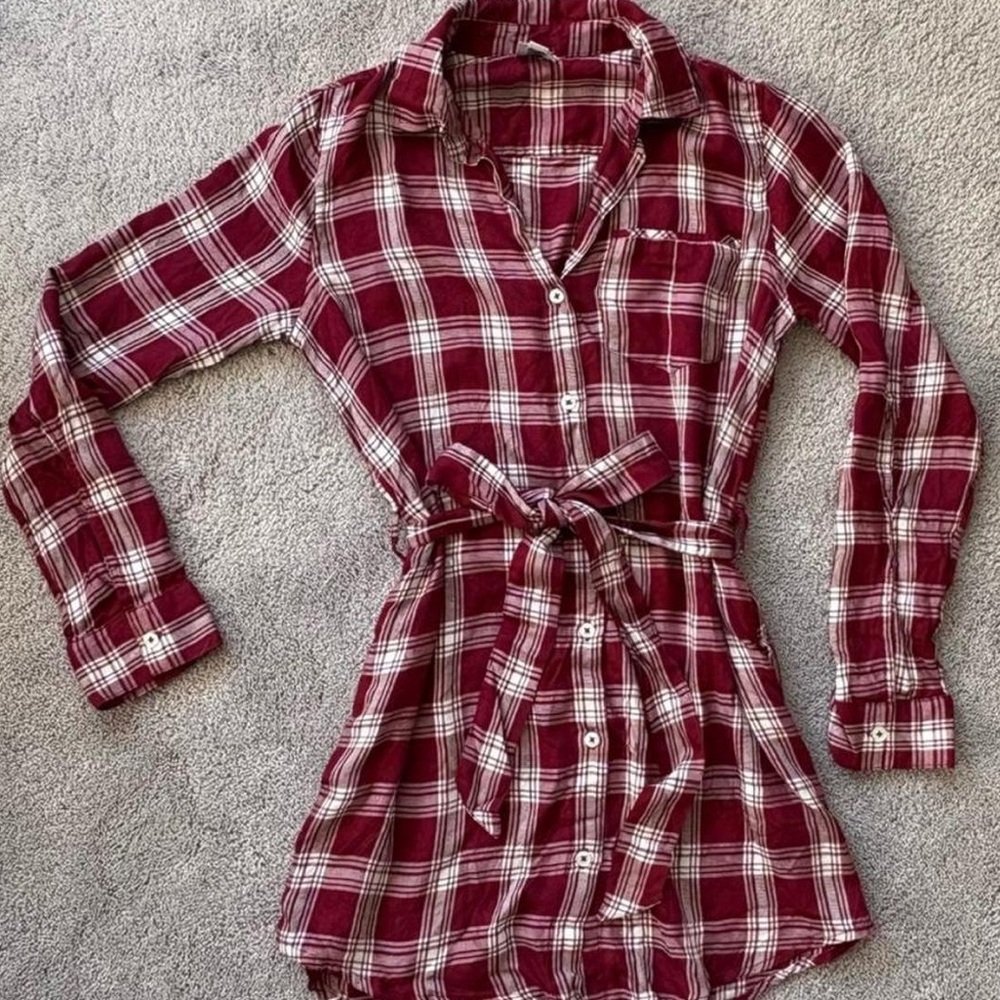 Francesca’s Flannel Dress with Belt XS NWT